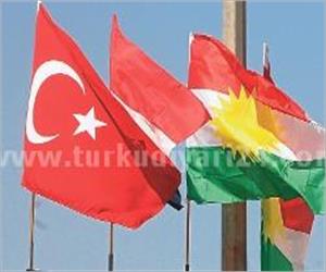 Ahmet Altan; "Kürd Bayrağı da Olmalı"